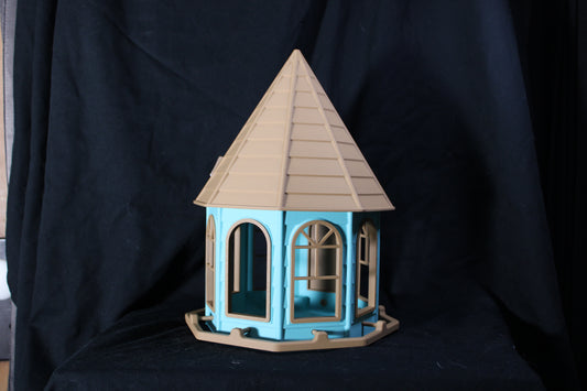 Octogonal Birdhouse